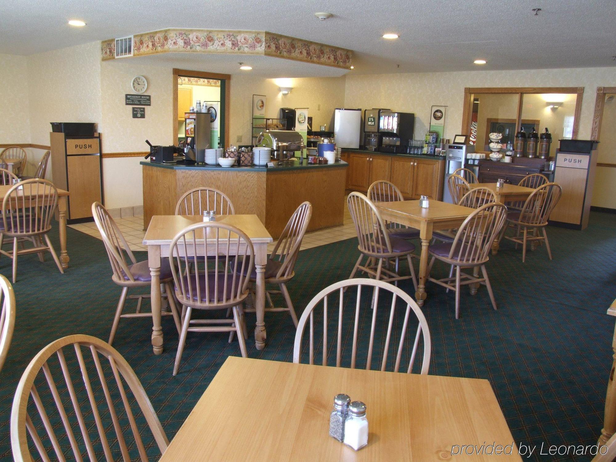 Country Inn & Suites By Radisson, Mason City, Ia Εξωτερικό φωτογραφία