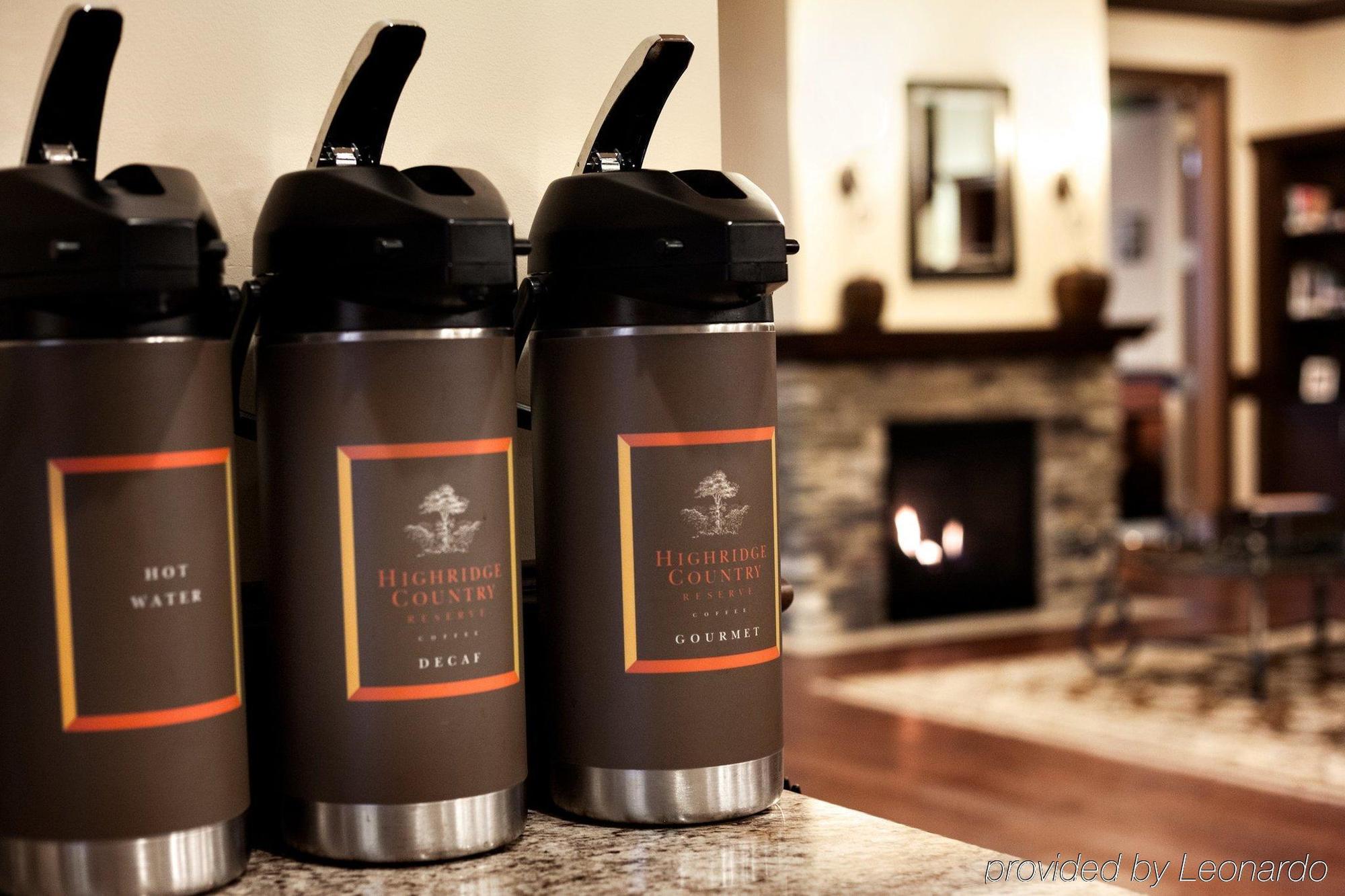 Country Inn & Suites By Radisson, Mason City, Ia Εξωτερικό φωτογραφία