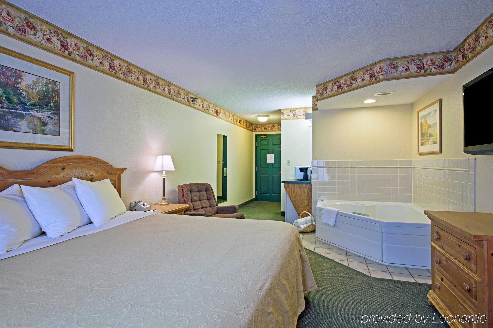 Country Inn & Suites By Radisson, Mason City, Ia Εξωτερικό φωτογραφία