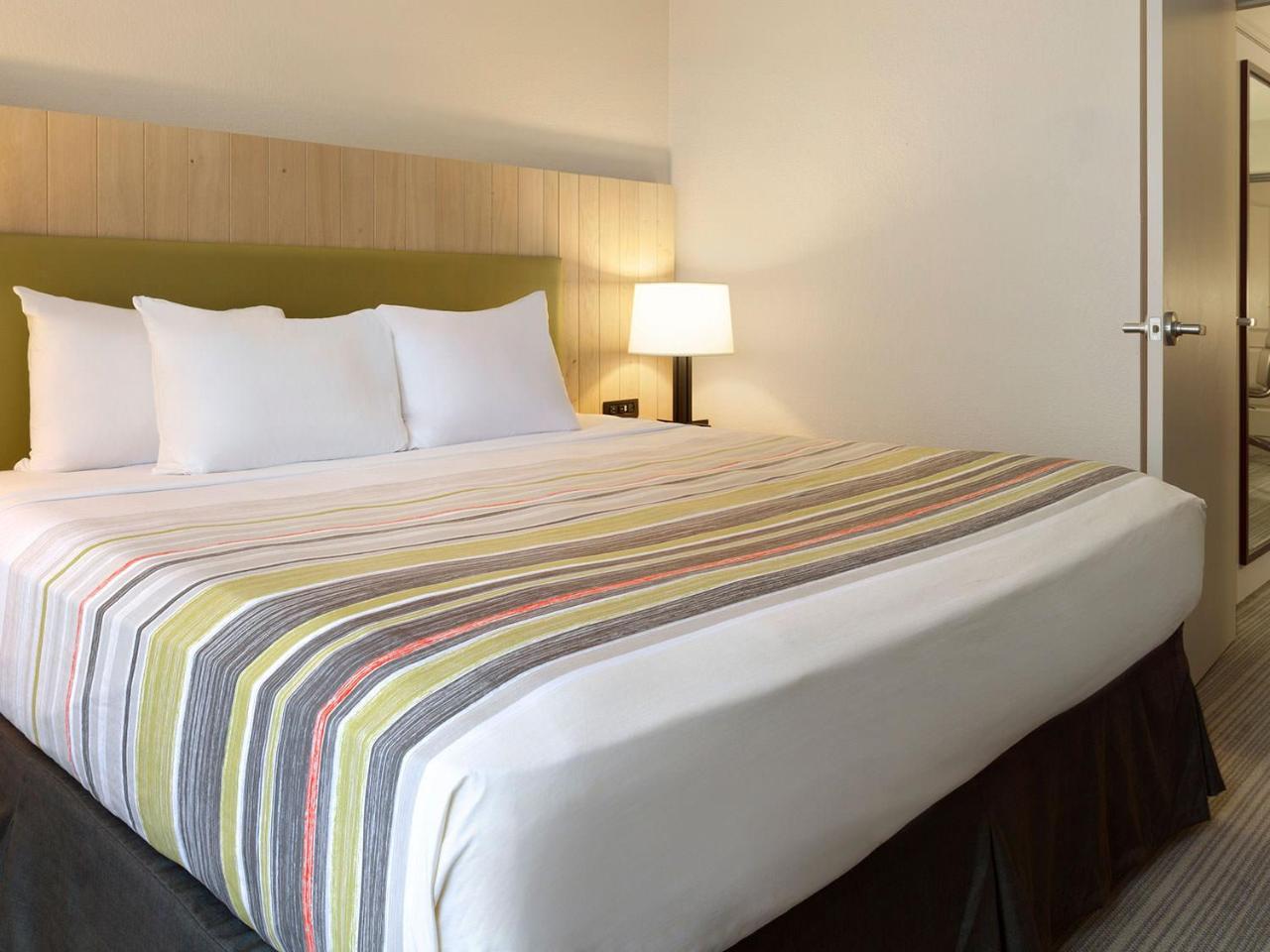 Country Inn & Suites By Radisson, Mason City, Ia Εξωτερικό φωτογραφία